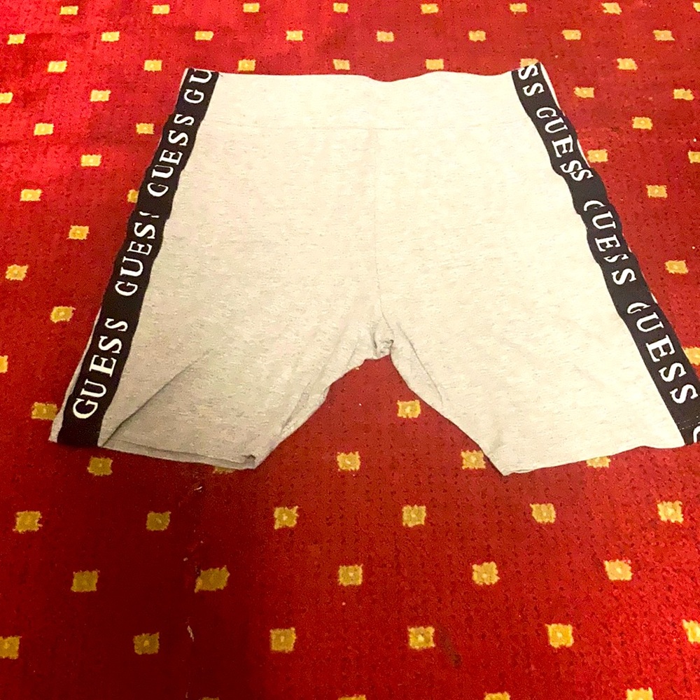 Guess stretchy shorts